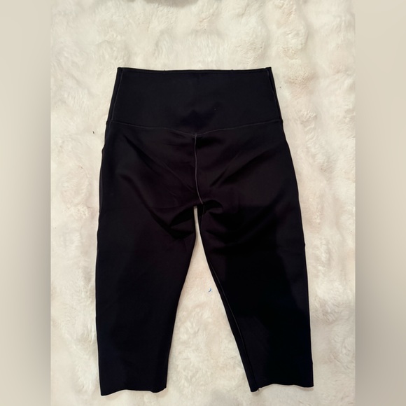 Nike Dri-FIT Go Rush Medium Black Cropped Leggings. 🖤⚡️ - Picture 3 of 5